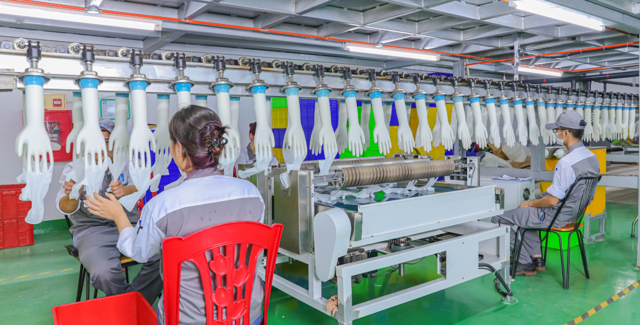 Cách chọn găng tay nitrile để tối ưu chi phí &amp; hiệu suất bảo hộ 